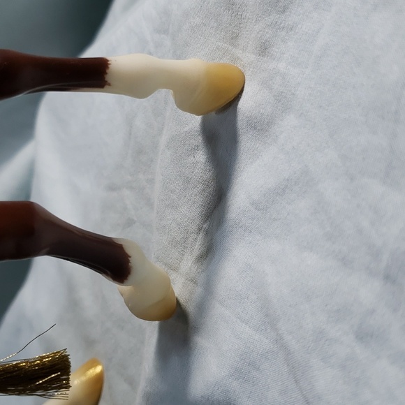 Breyer 2019 Holiday Horse Minstrel - Picture 6 of 16